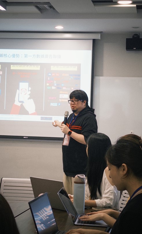 腦袋產業革命：數據服務與科技傳媒
